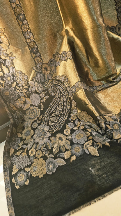Pyari shawl