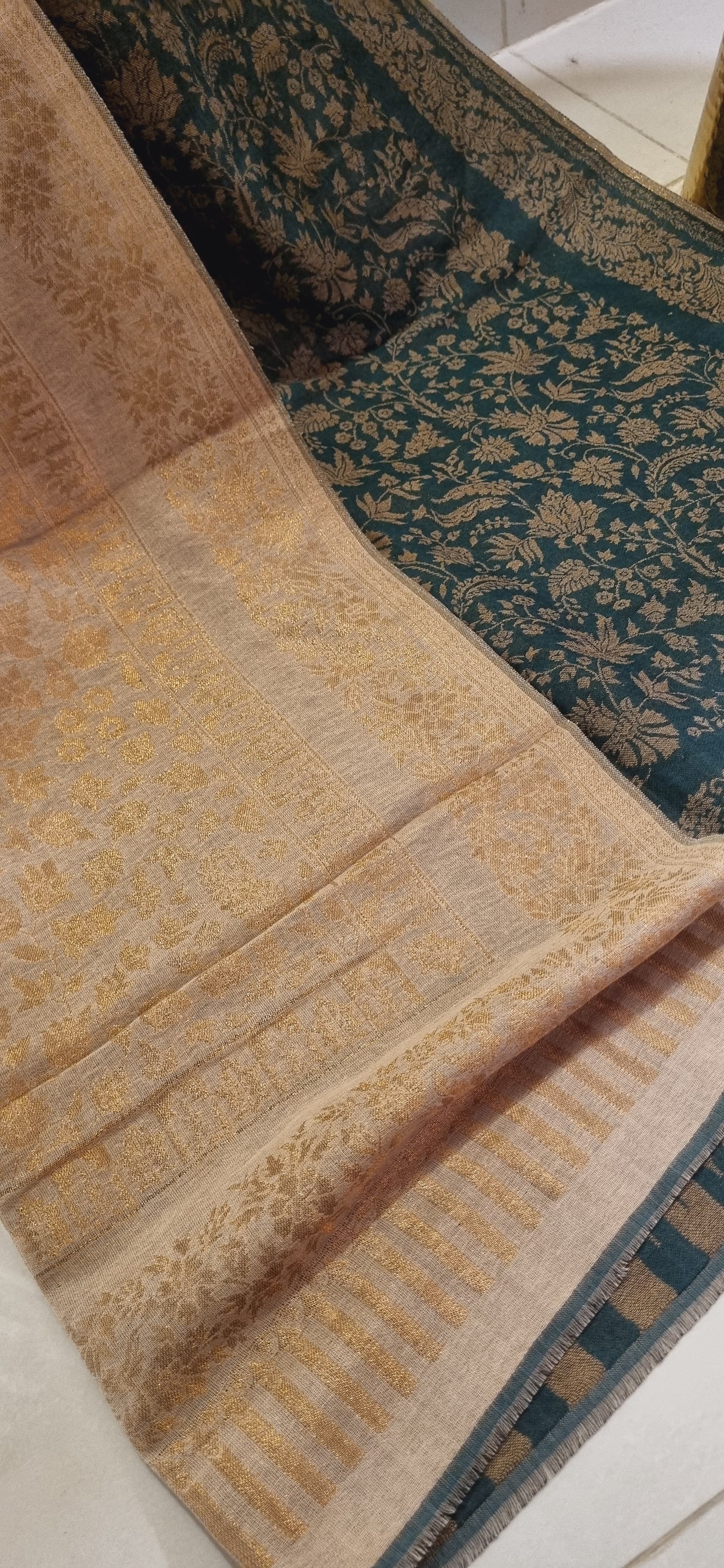Reversible pashmina kaani shawls