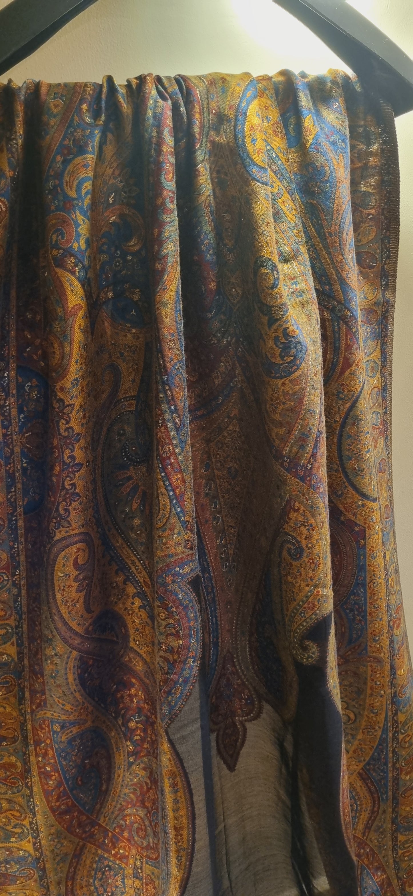 Silk kaani shawl