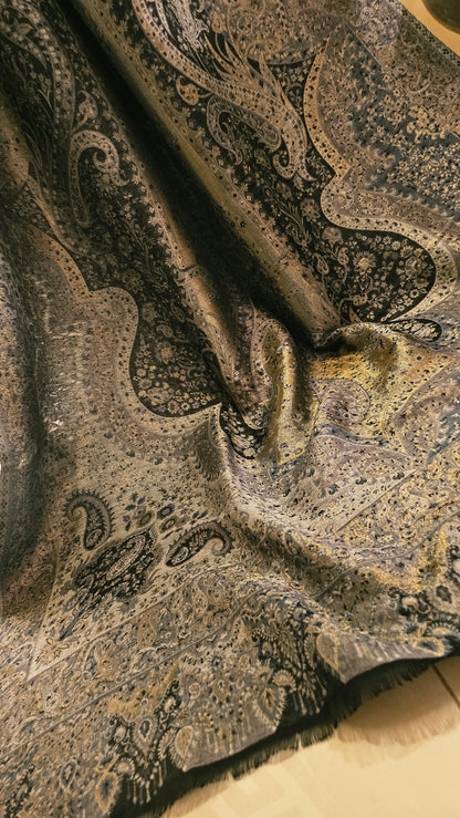 Gandhara reversible kaani: shawl