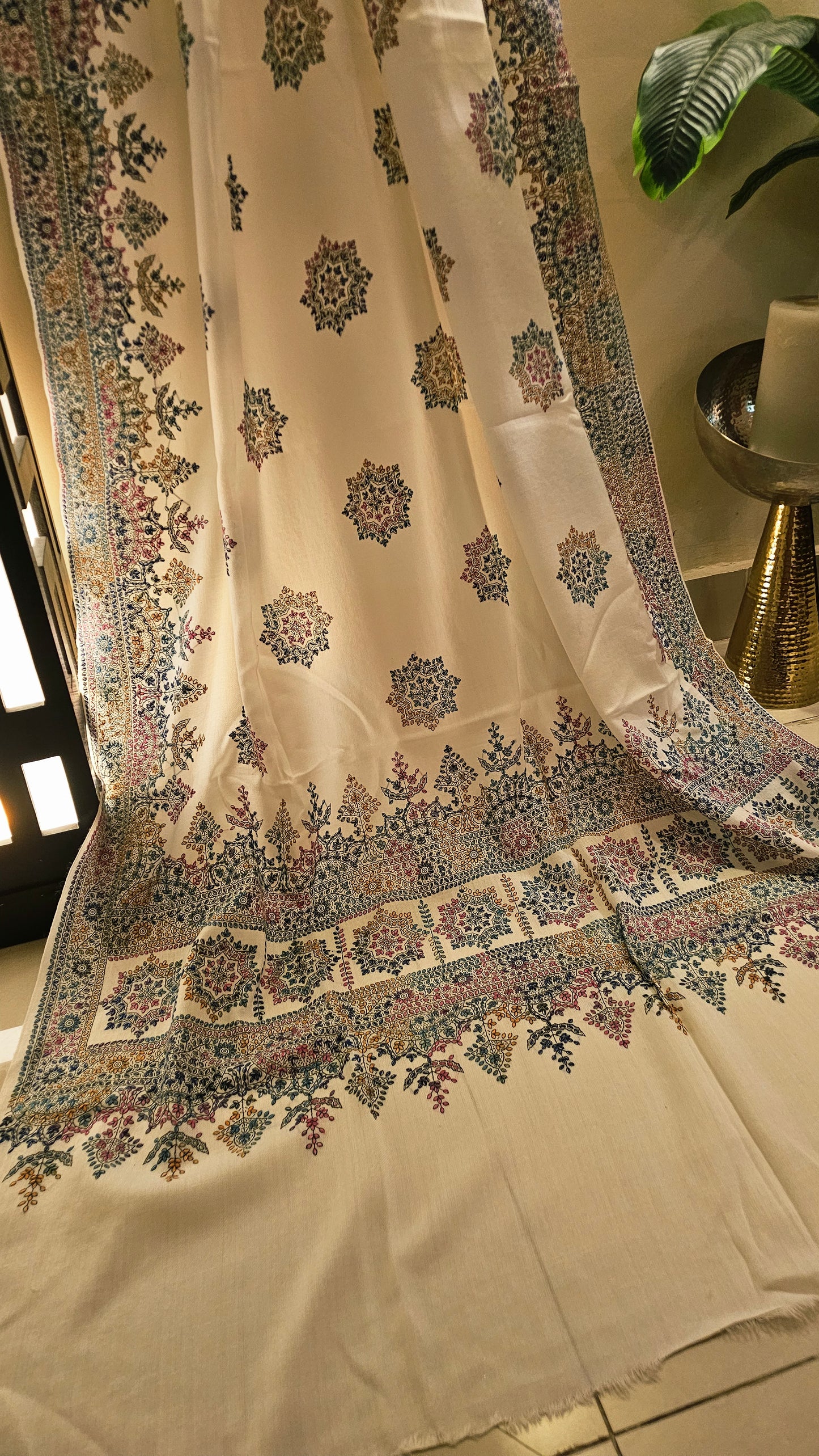 Beena shawl
