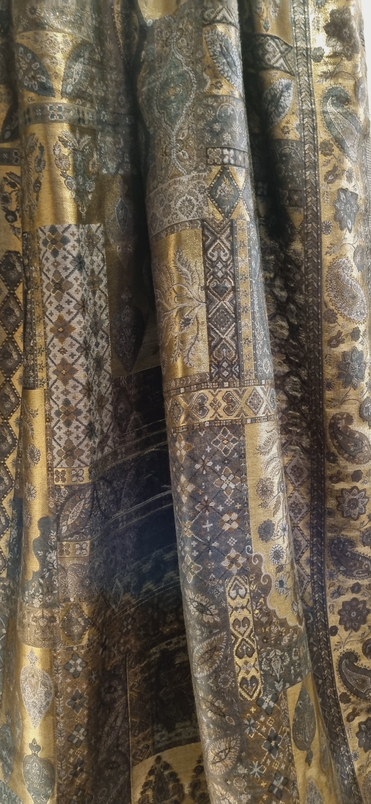 Mariana's moonlight silky kaani shawl