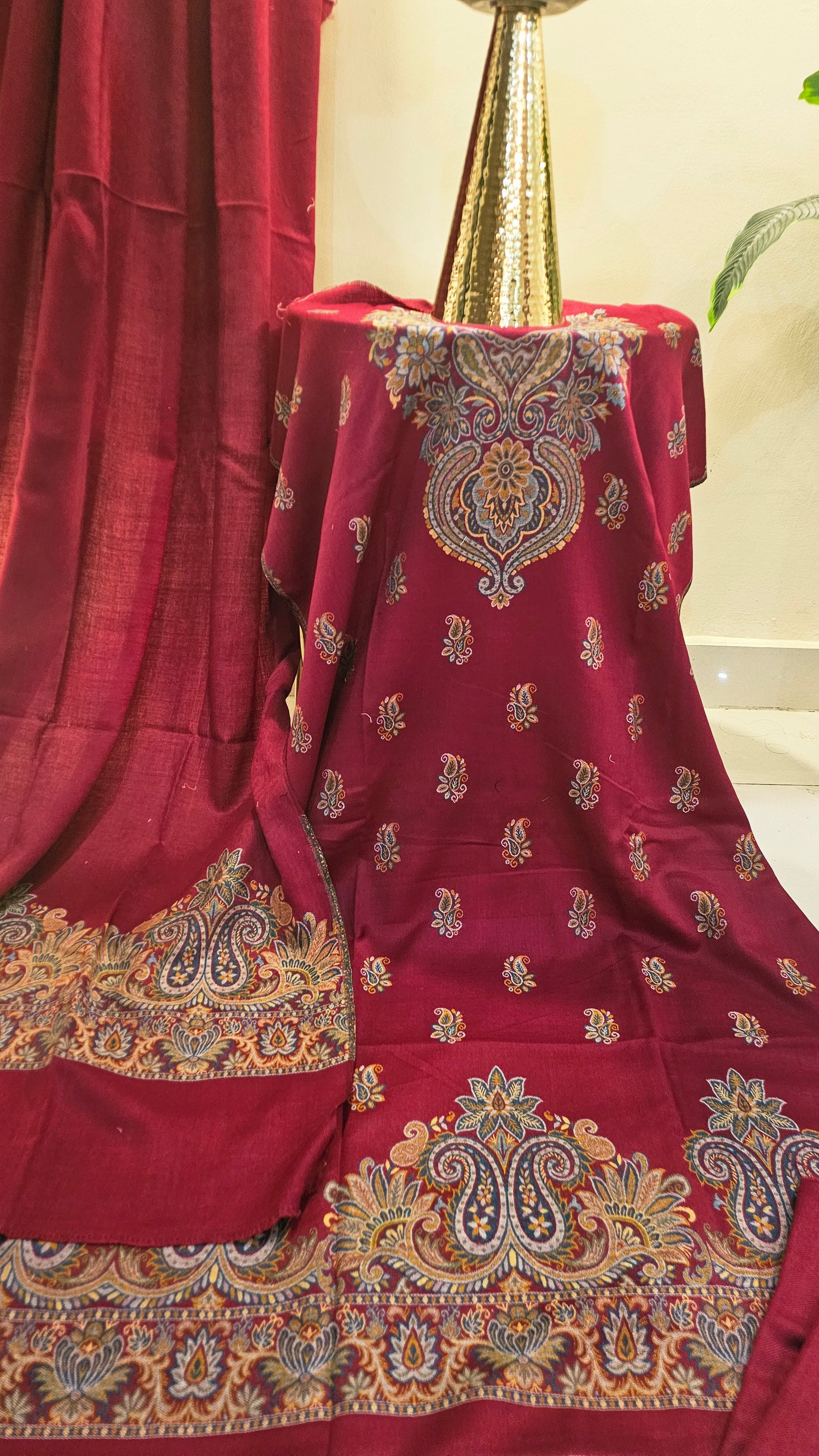 Kaani suit: Pashmina
