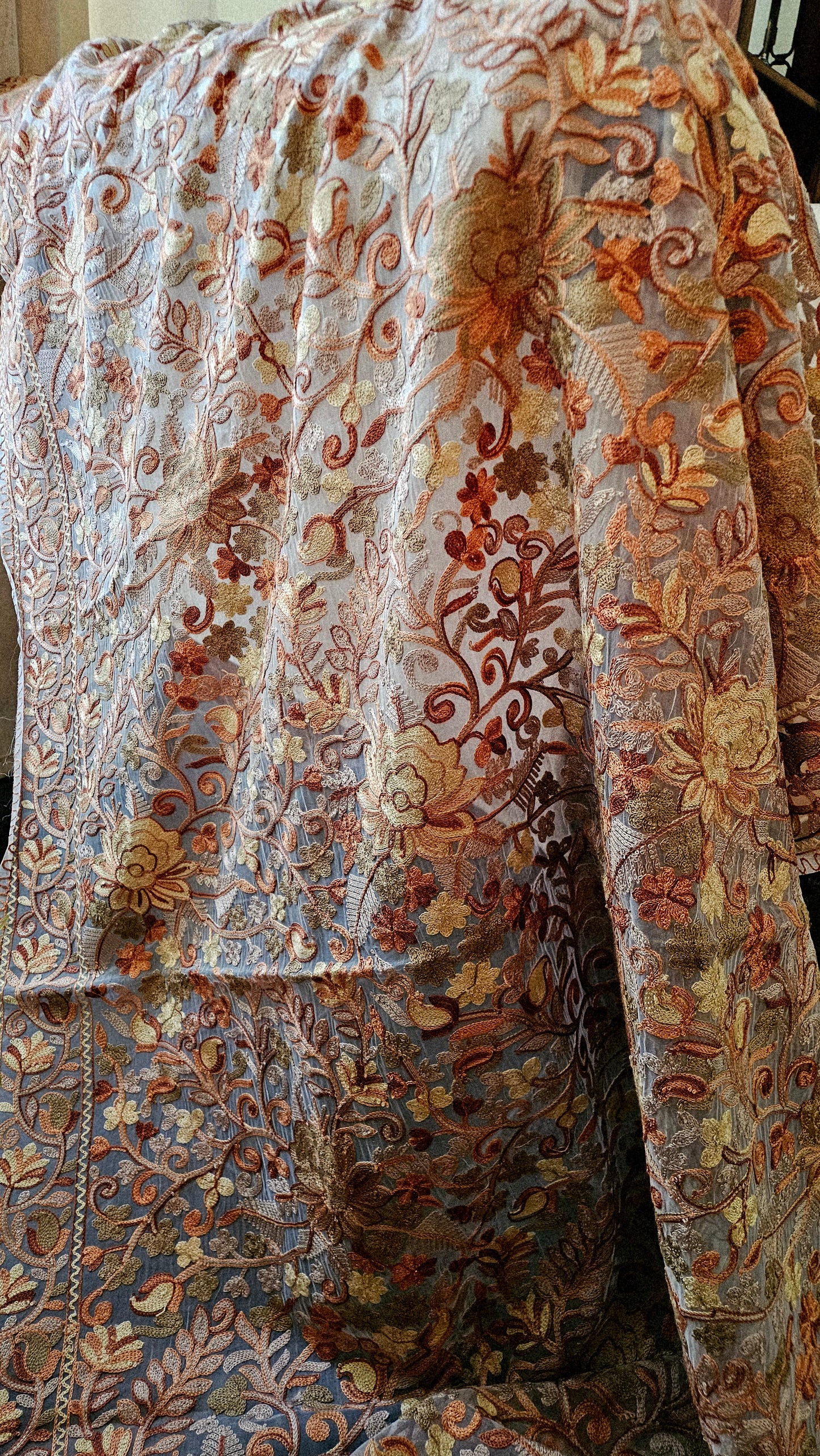 Net embroidered dupata