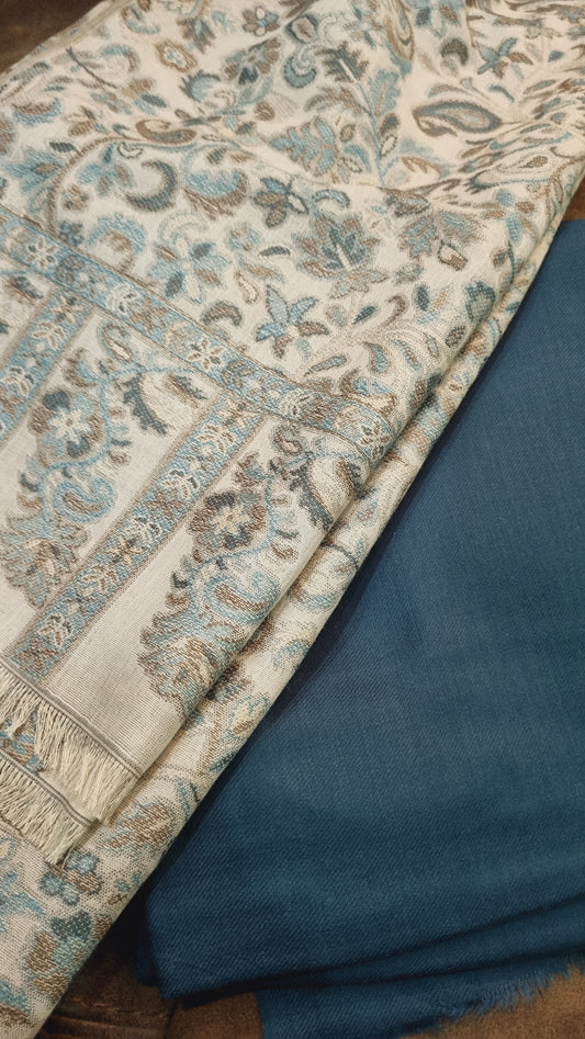 Kaani shawl with plain suit