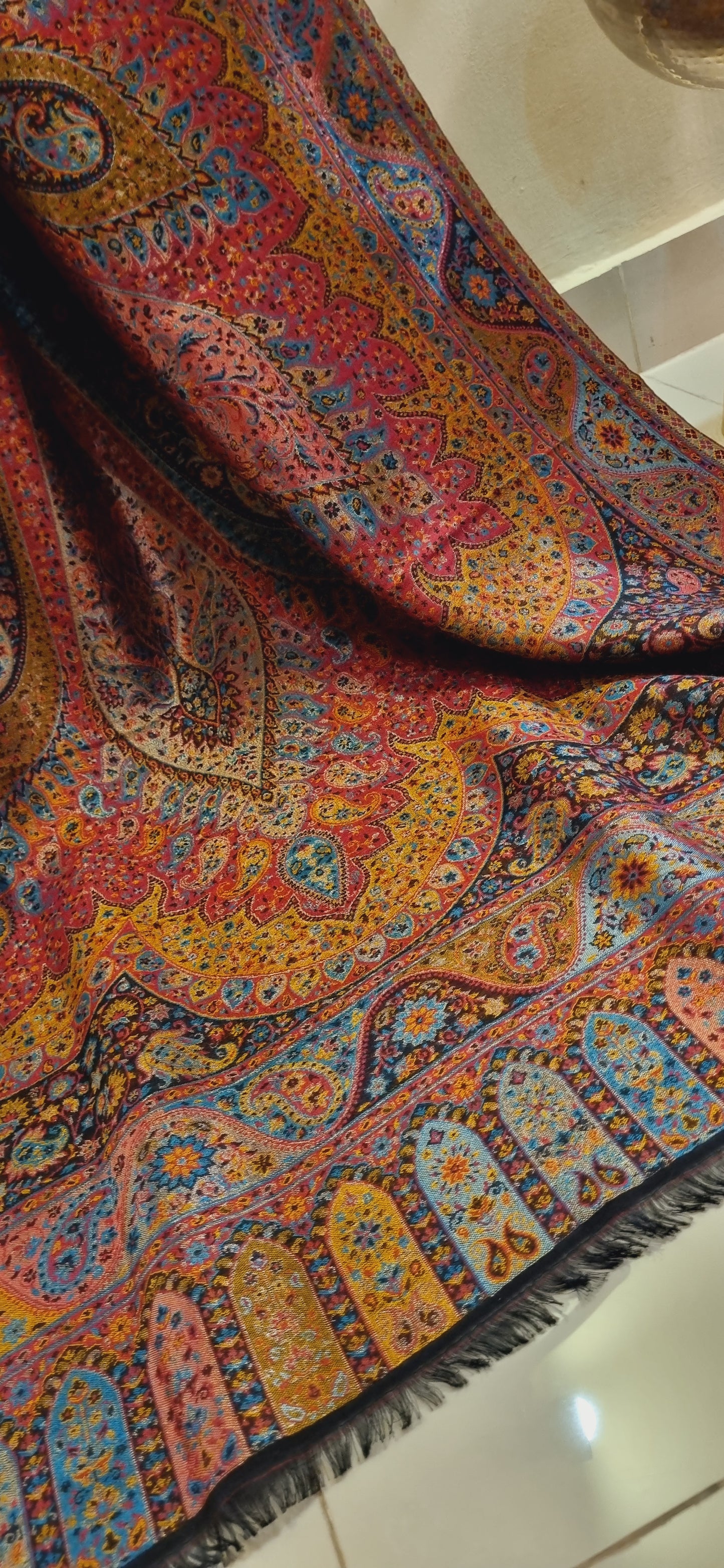 Reversible Moonlight gandhara kaani pashmina shawl