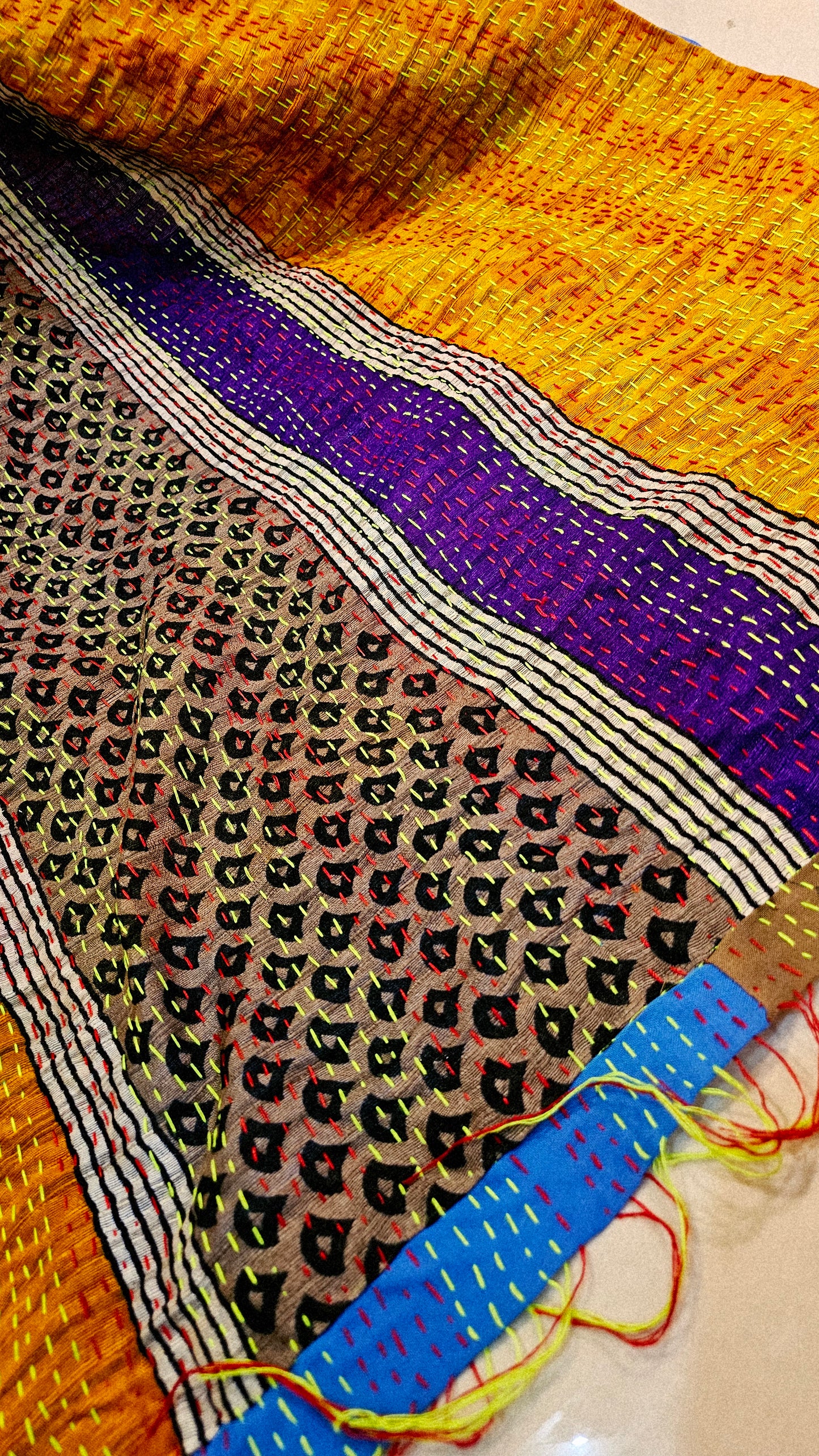Rilli hand embroidered duapta