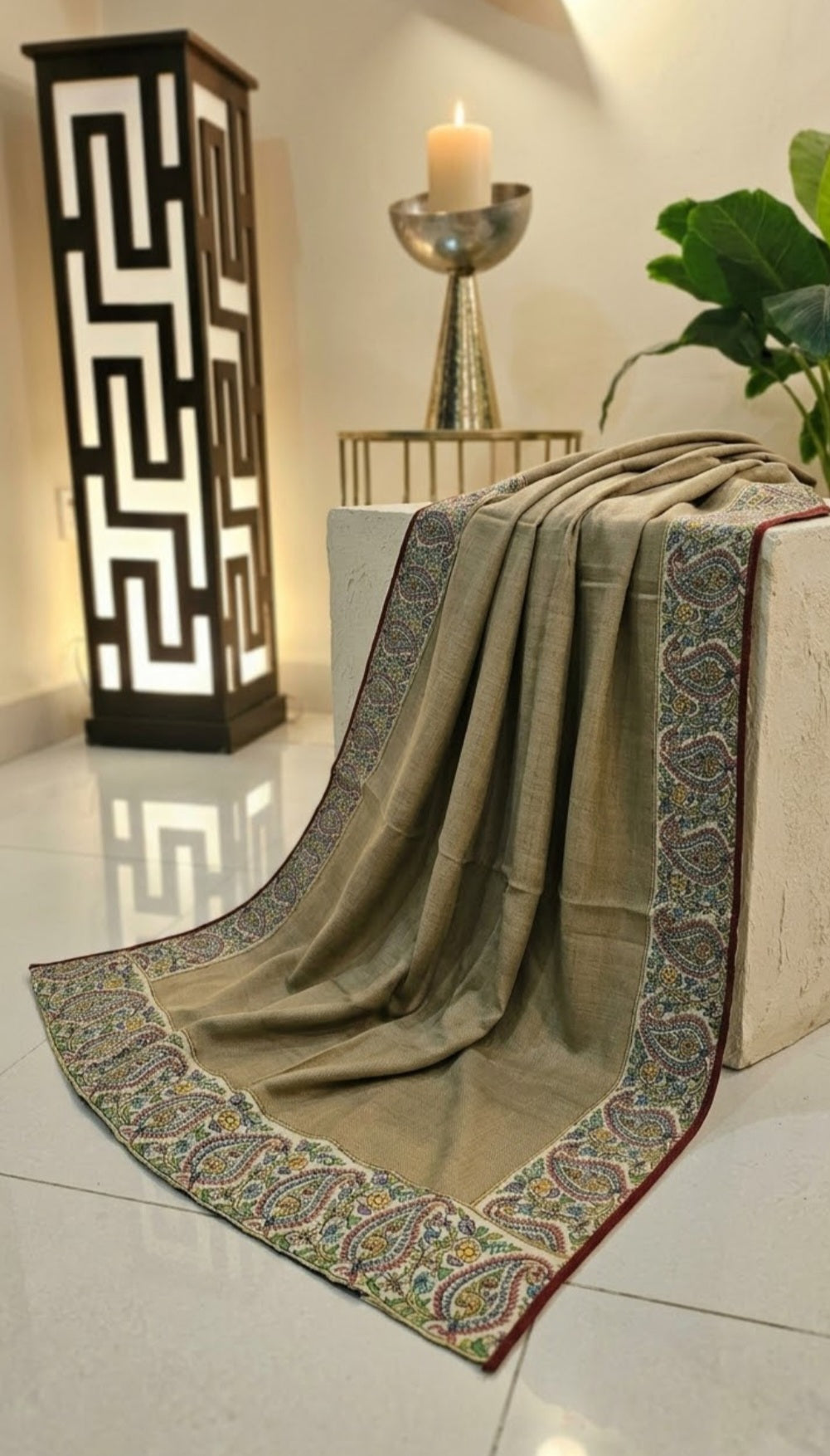 Kalamkar embroidered minishawl: pashmina