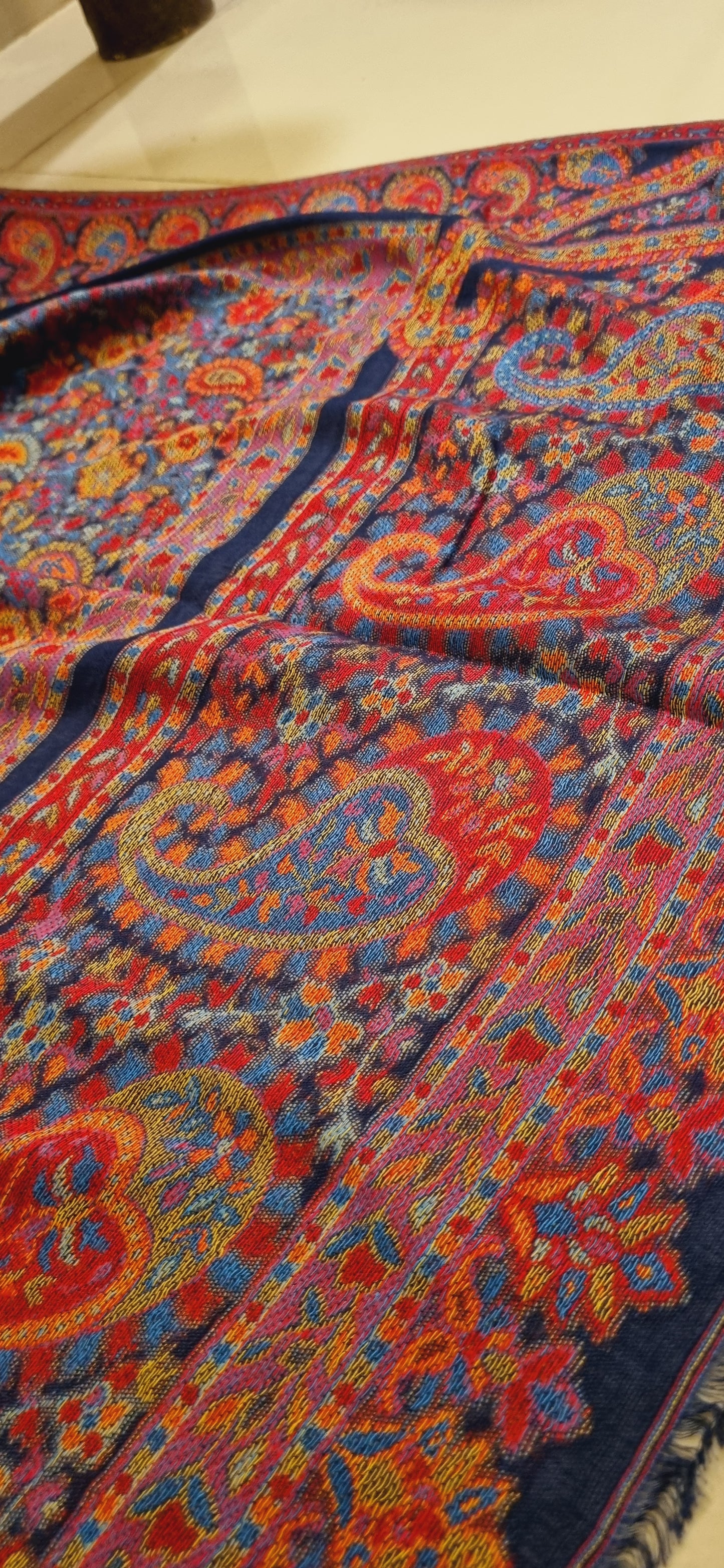 Woollen pashmina kaani shawl