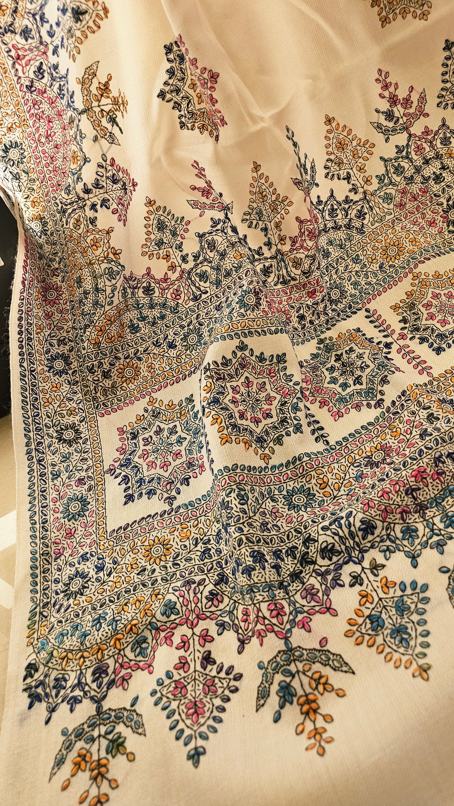 Beena shawl