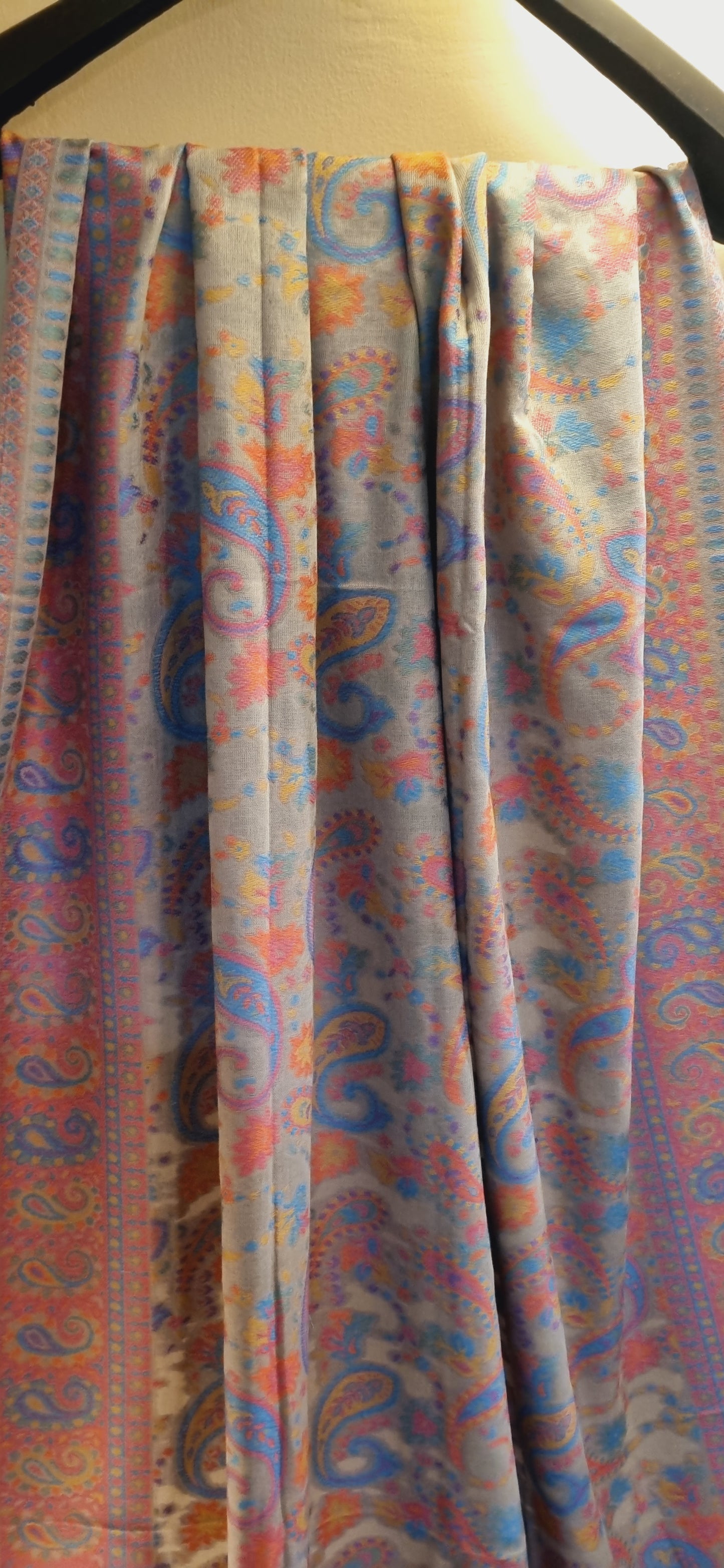 Woolen pashmina kaani shawl
