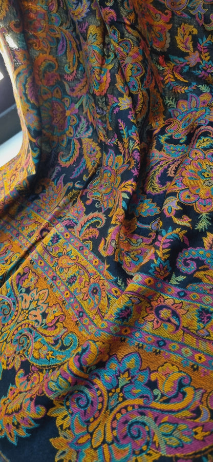 Toosh kaani shawl