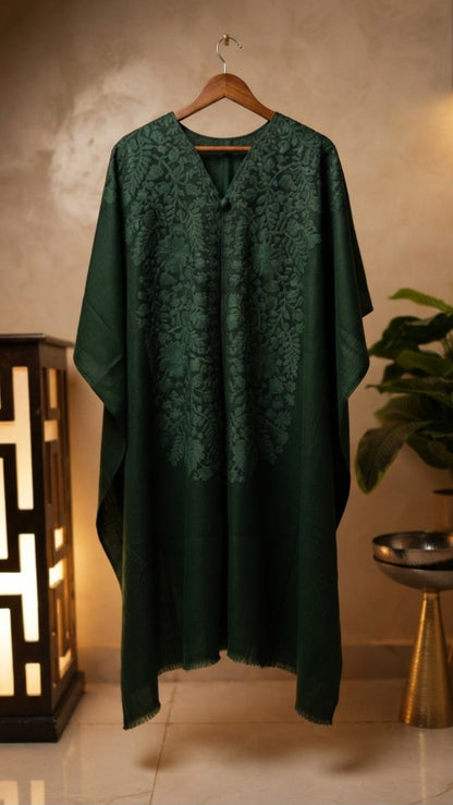 Embroidered cape: Pashmina