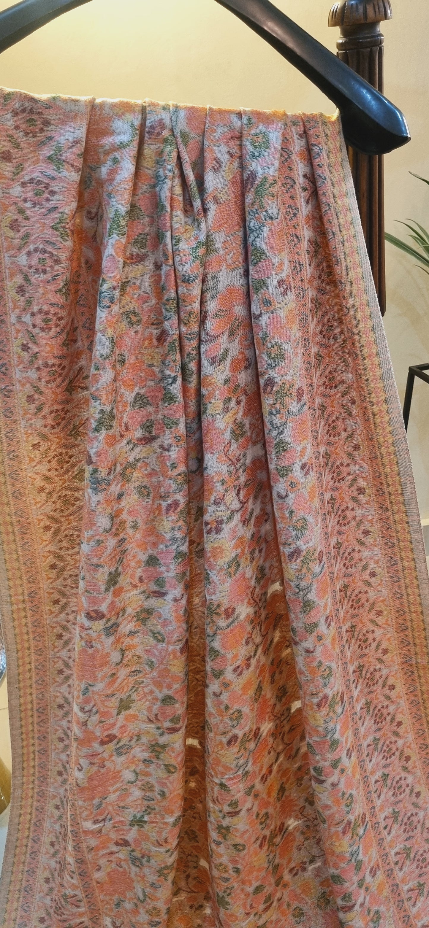 Woolen pashmina kaani shawl