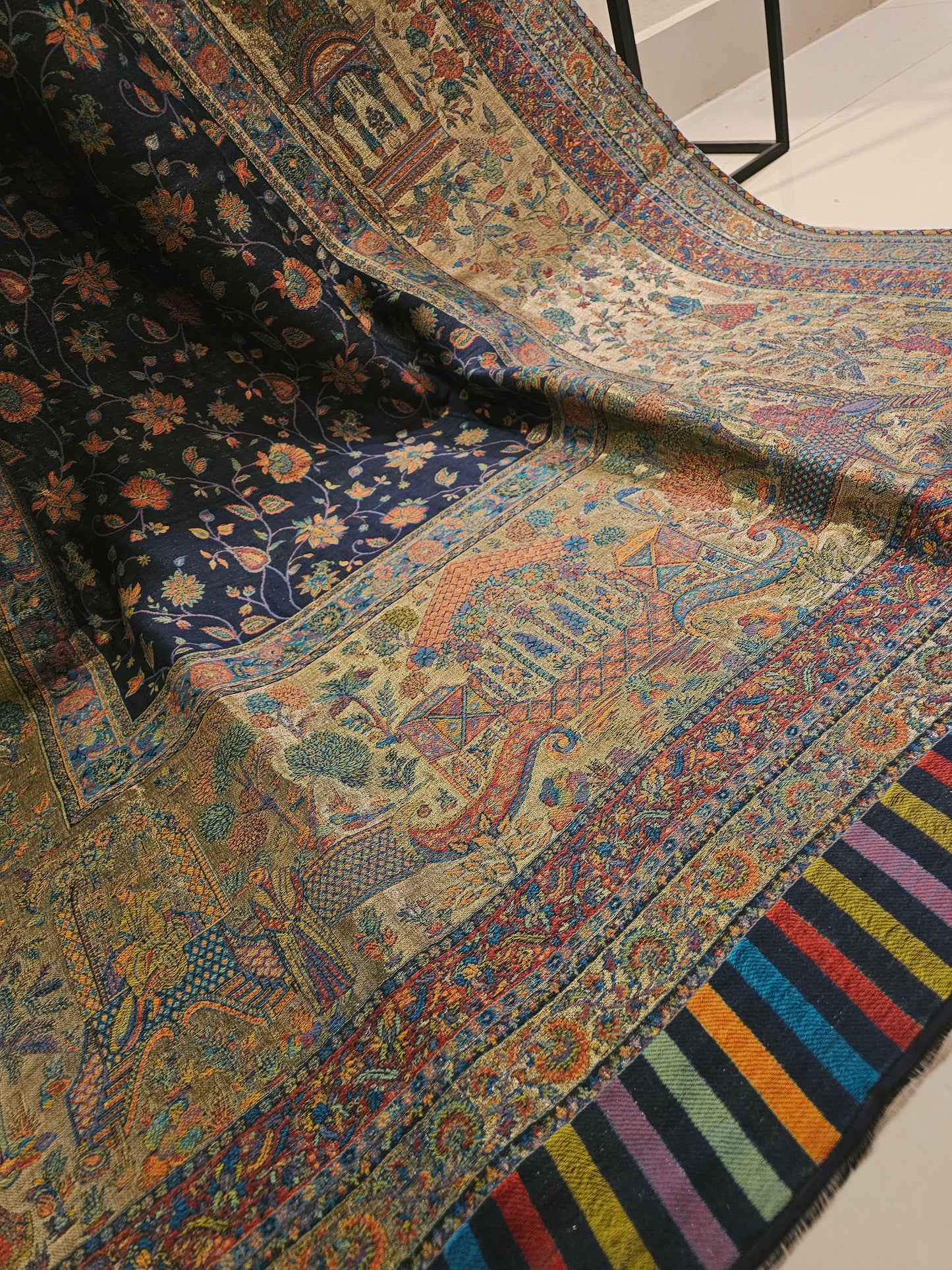 Jodha akbar reversible moonlight kaani shawl