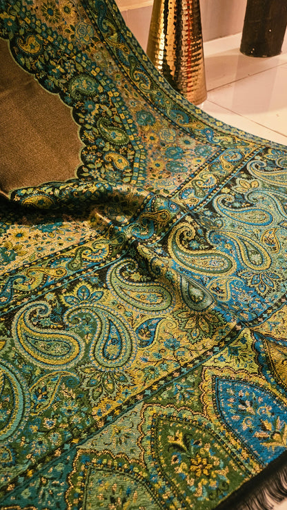 Reversible moonlight kaani: Shawl