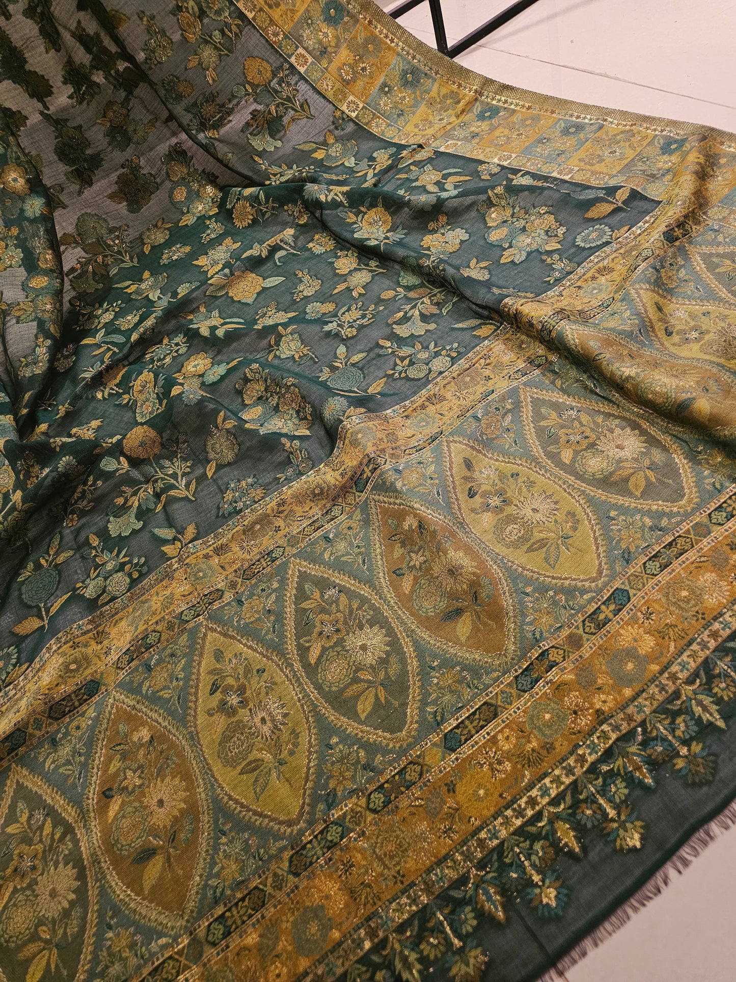 Silk kaani shawl