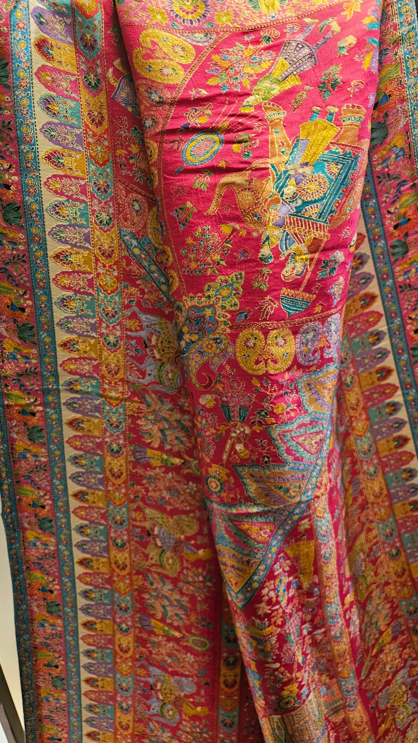 Meenakari pink Shawl: silk