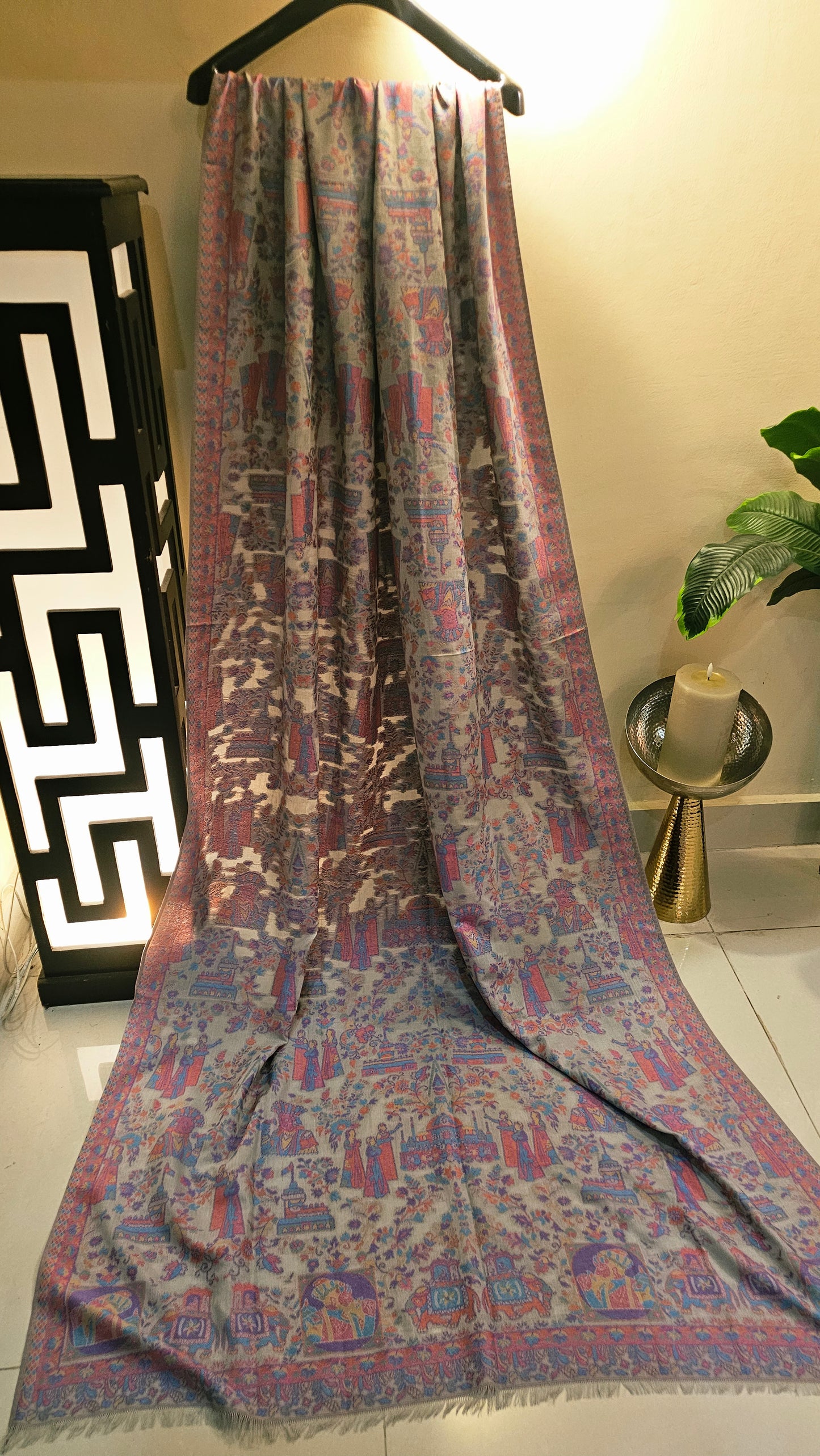Kaani shawl: woollen pashmina