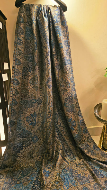Gandhara kaani reversible: shawl