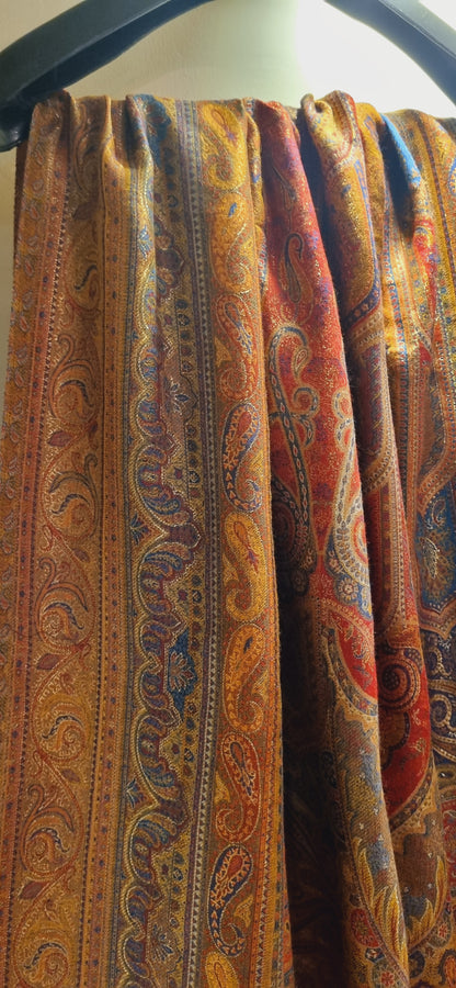 Pashmina kaani with zaree
