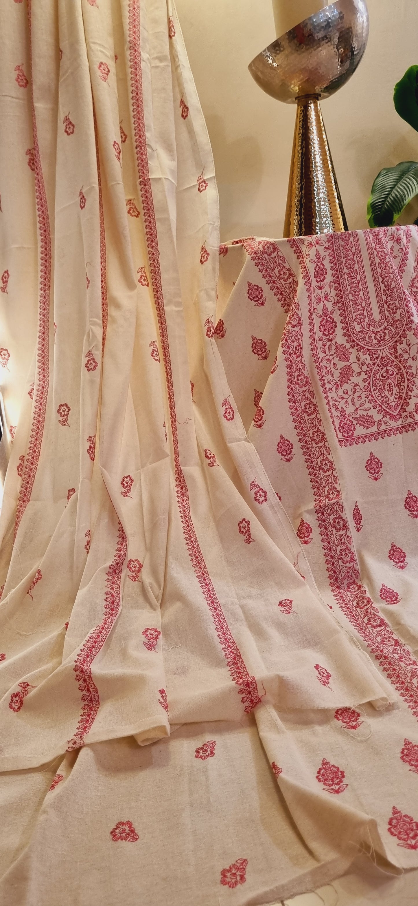 Khaddar karandi embroidered three piece