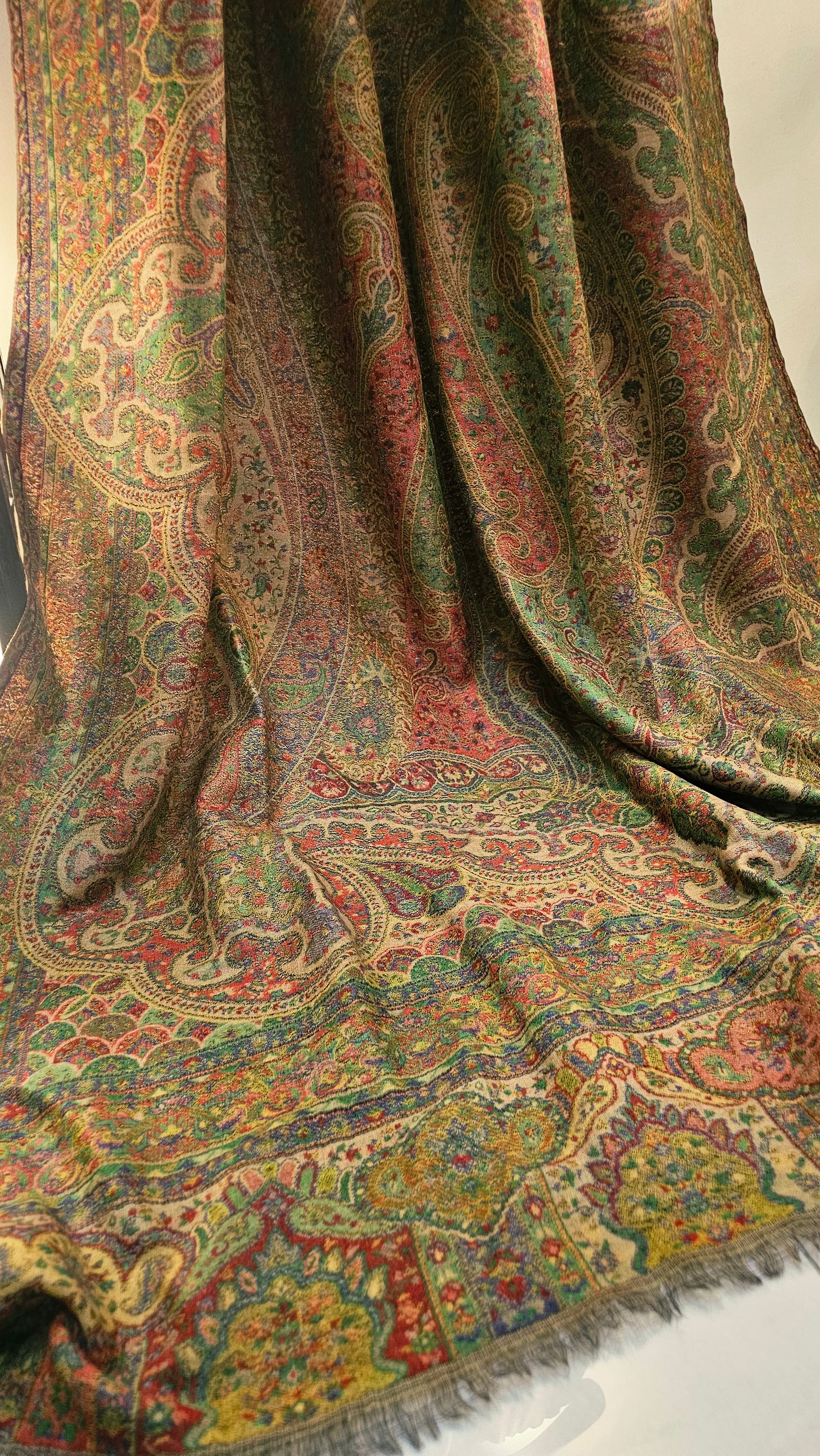 Reversible Persian kaani: Pashmina
