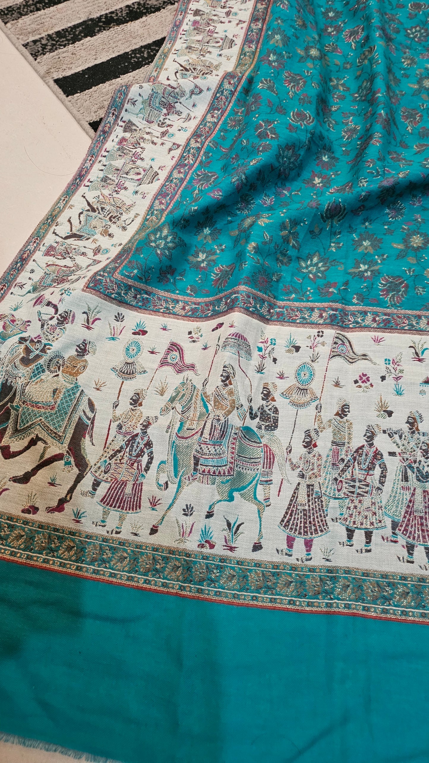 Kaani moonlight shawl: Pashmina