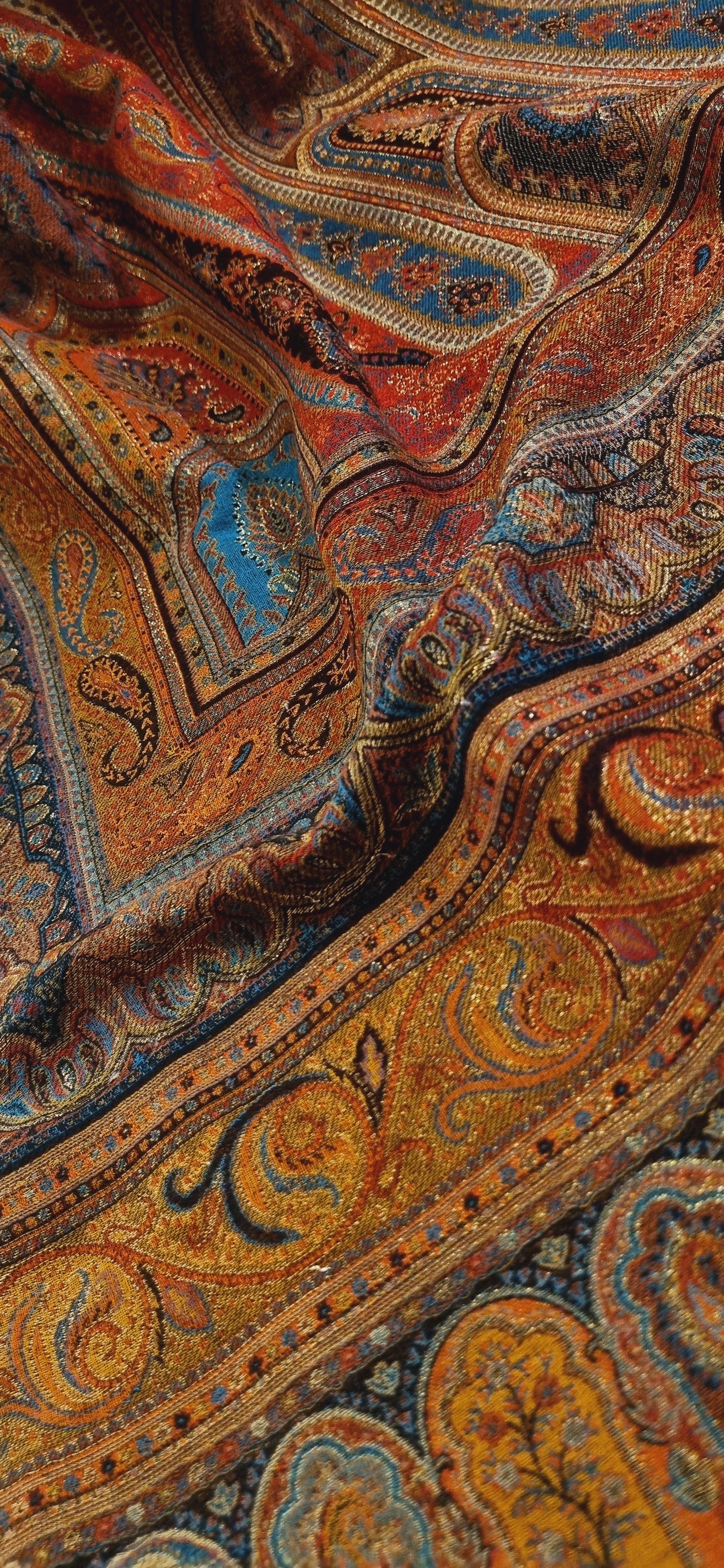 Pashmina with zaree kaani shawl
