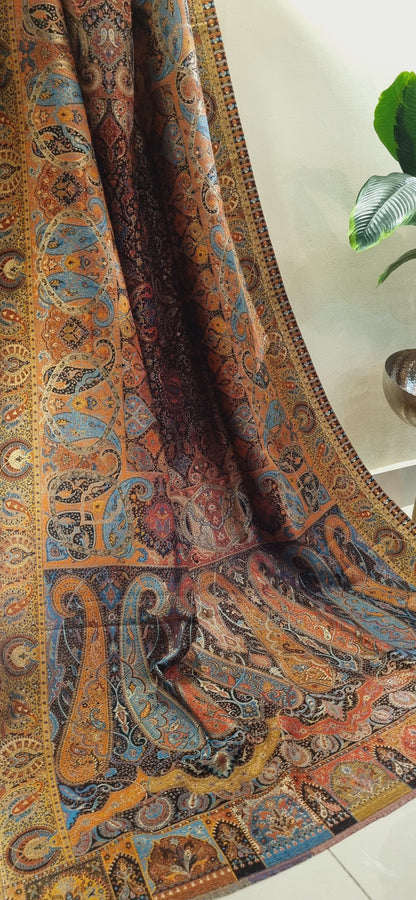 Pashmina kaani with zaree weave