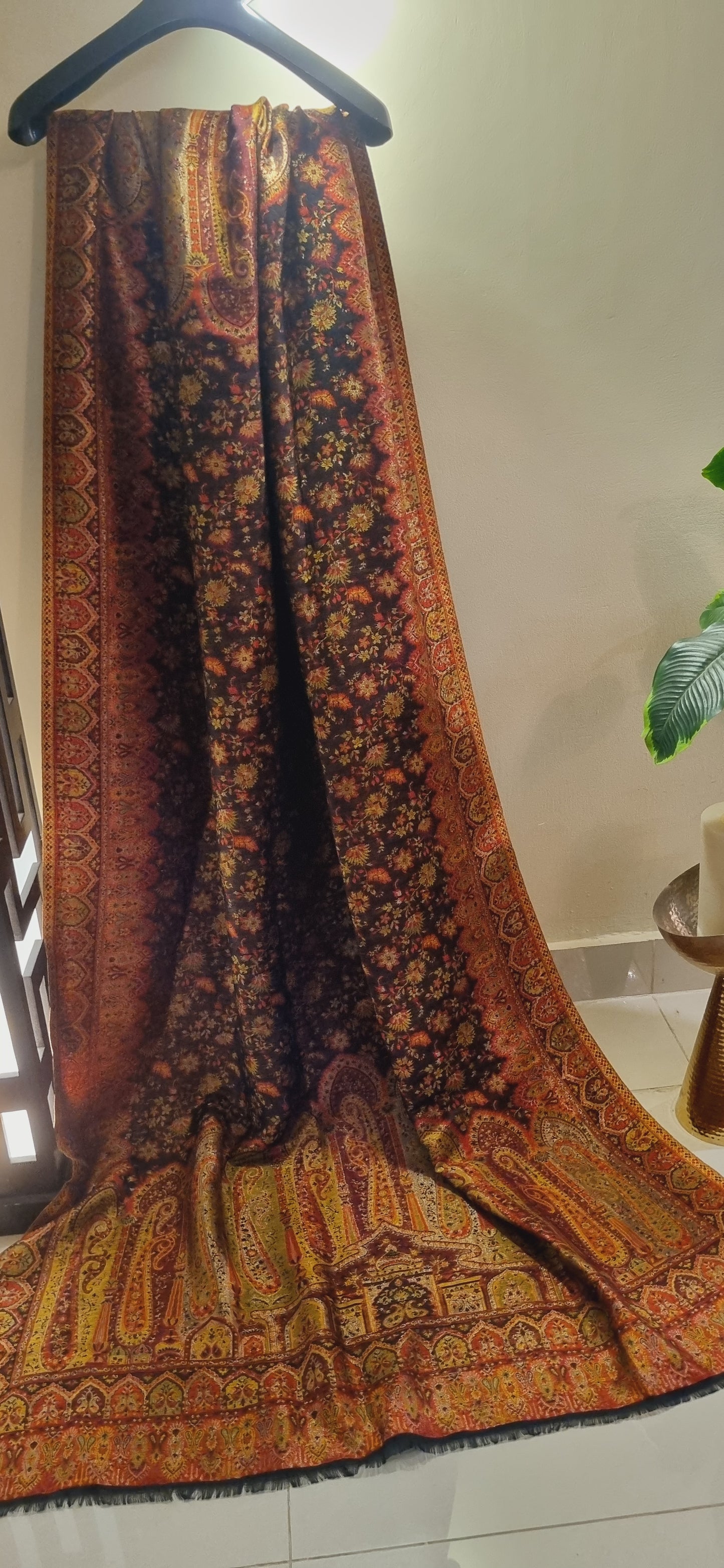 Moonlight gandhara reversible kaani shawl