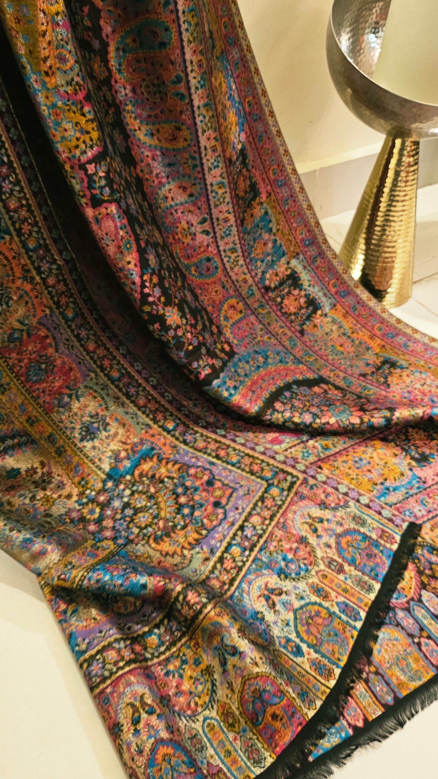 Gandhara reversible kaani: shawl