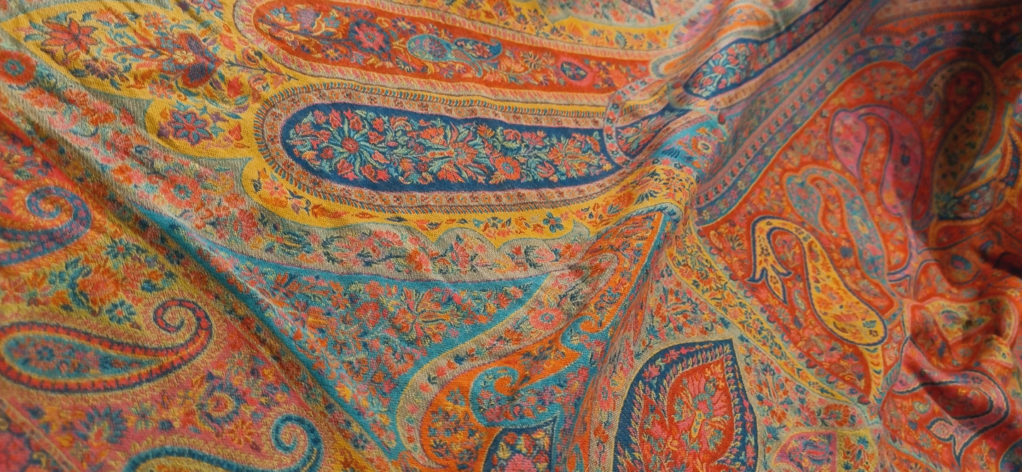 Shahjahani kaani shawl