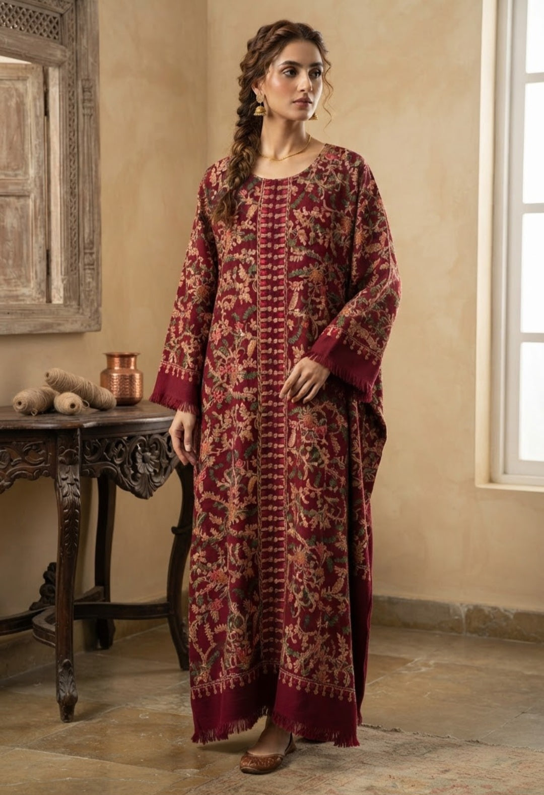 Embroidered kaftan: Pashmina