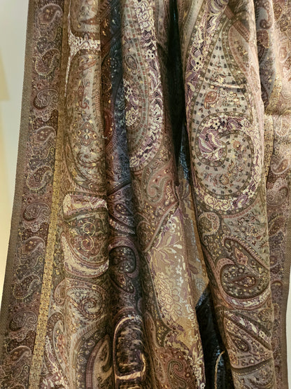 Silk kaani shawl with chantilly