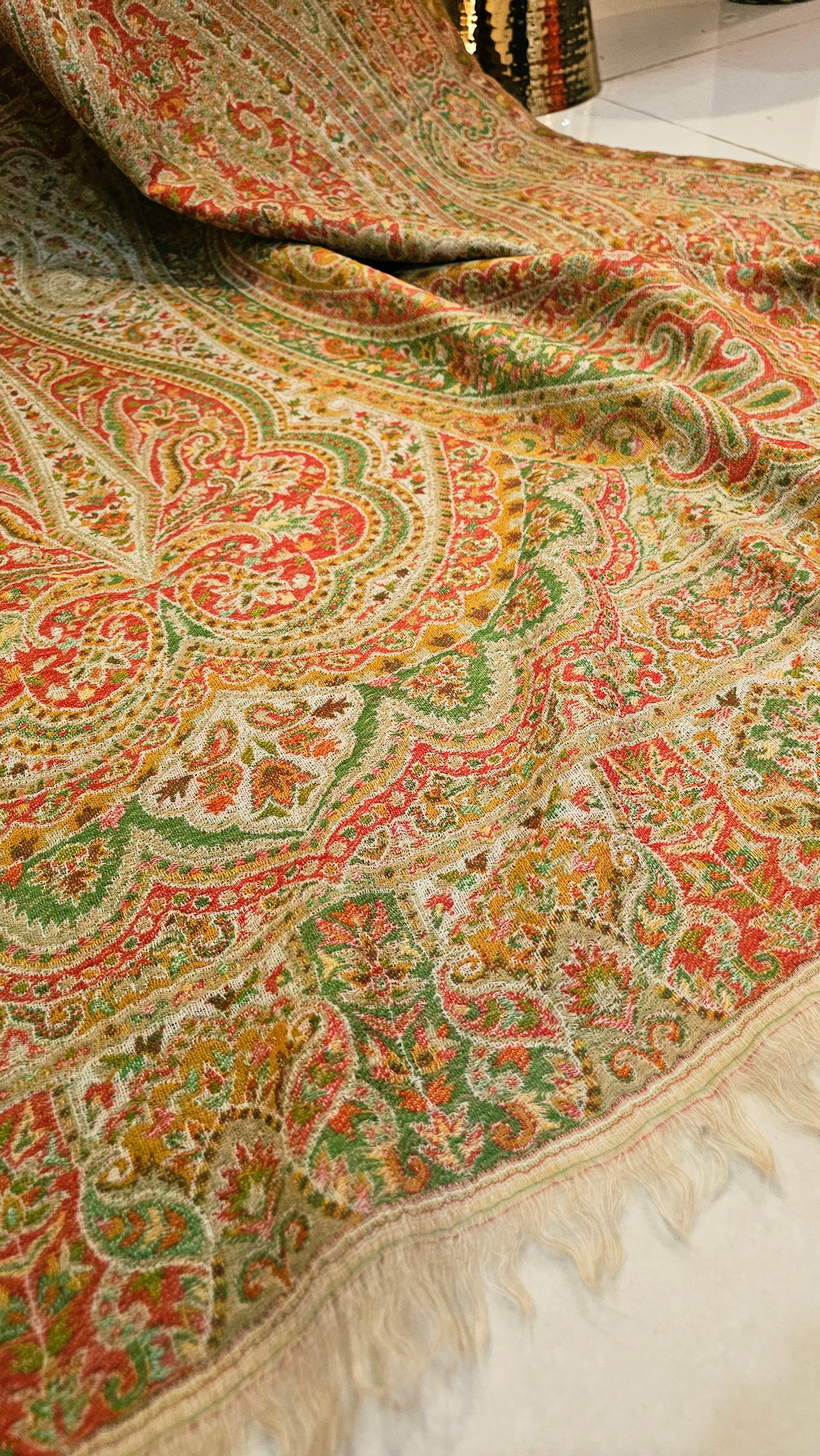 Reversible persian kaani: Pashmina
