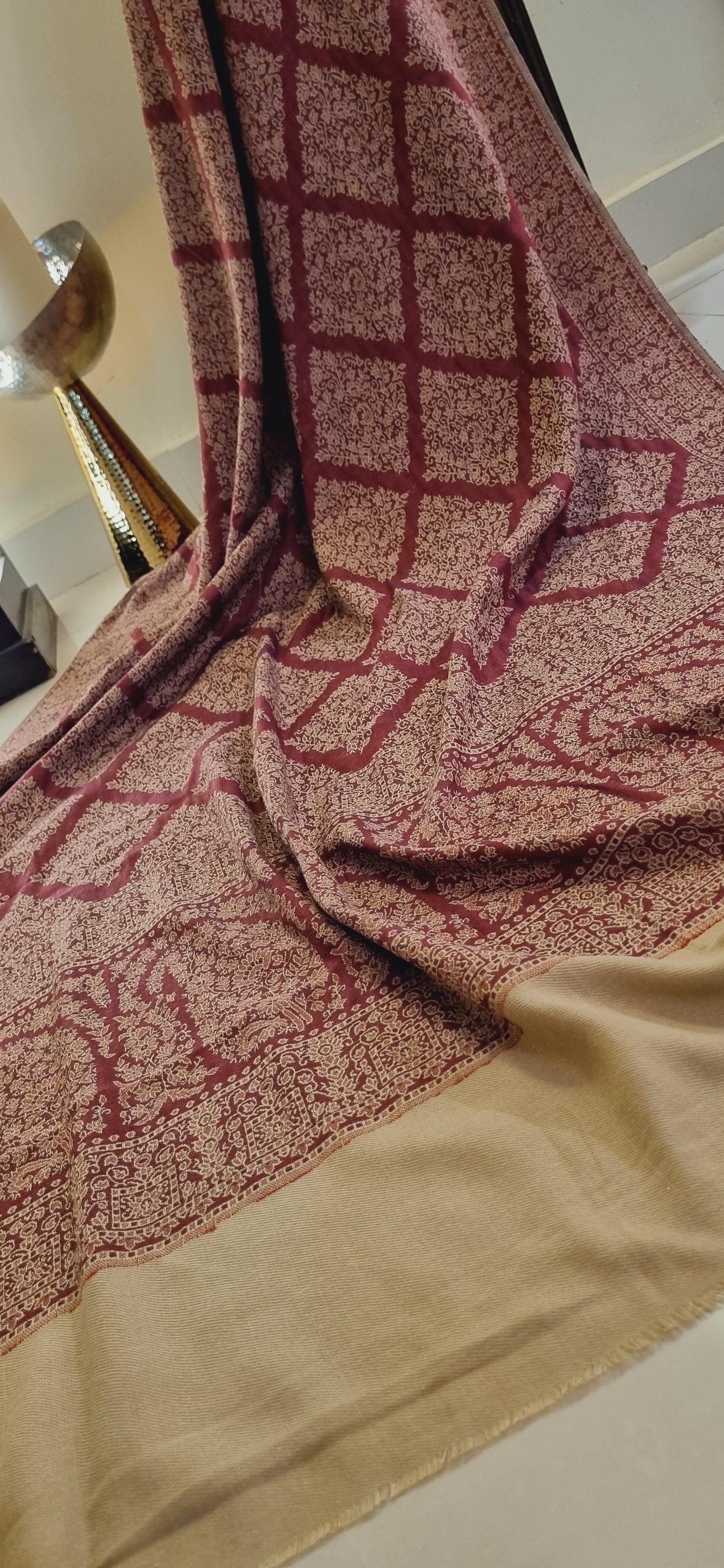 Woollen pashmina kaani shawl