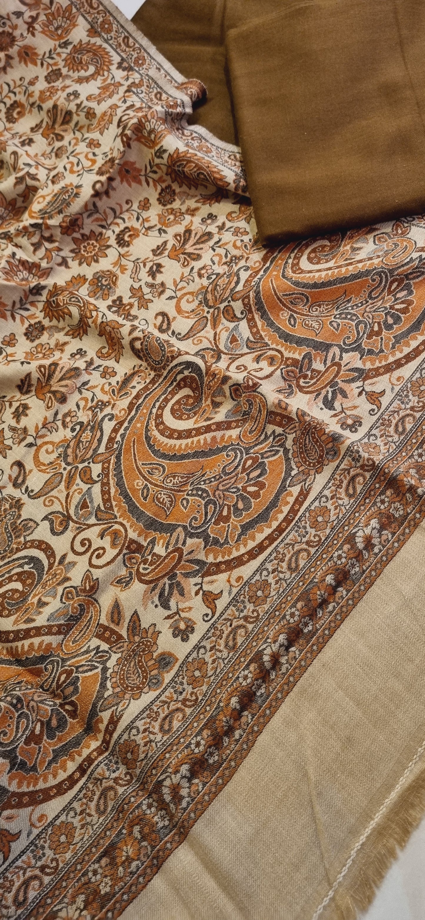Woollen pashmina kaani shawl