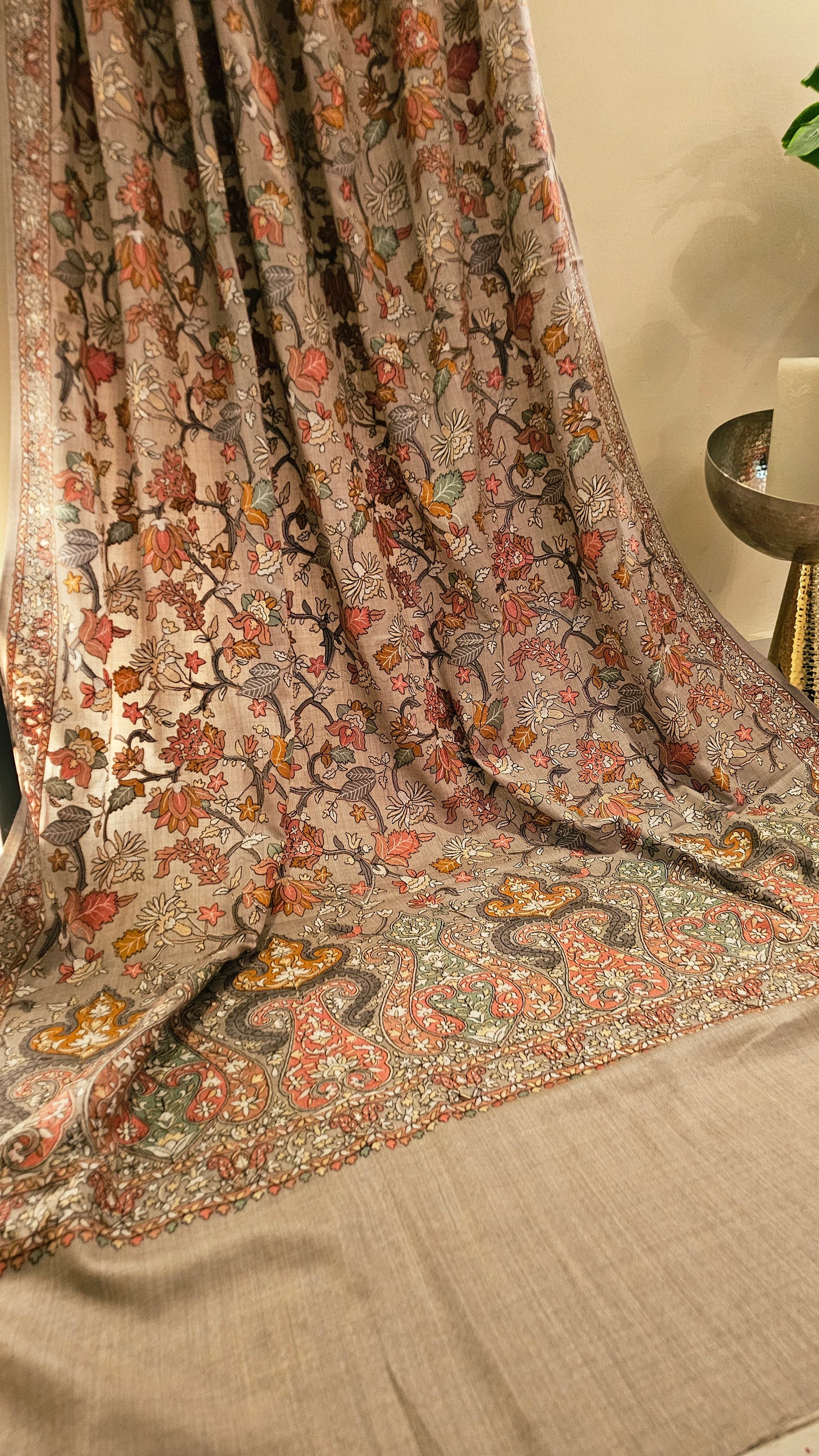 Papermachi embroidered shawl: toosh