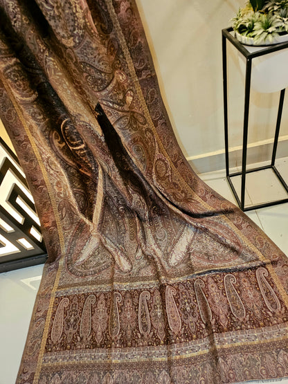 Silk kaani shawl with chantilly