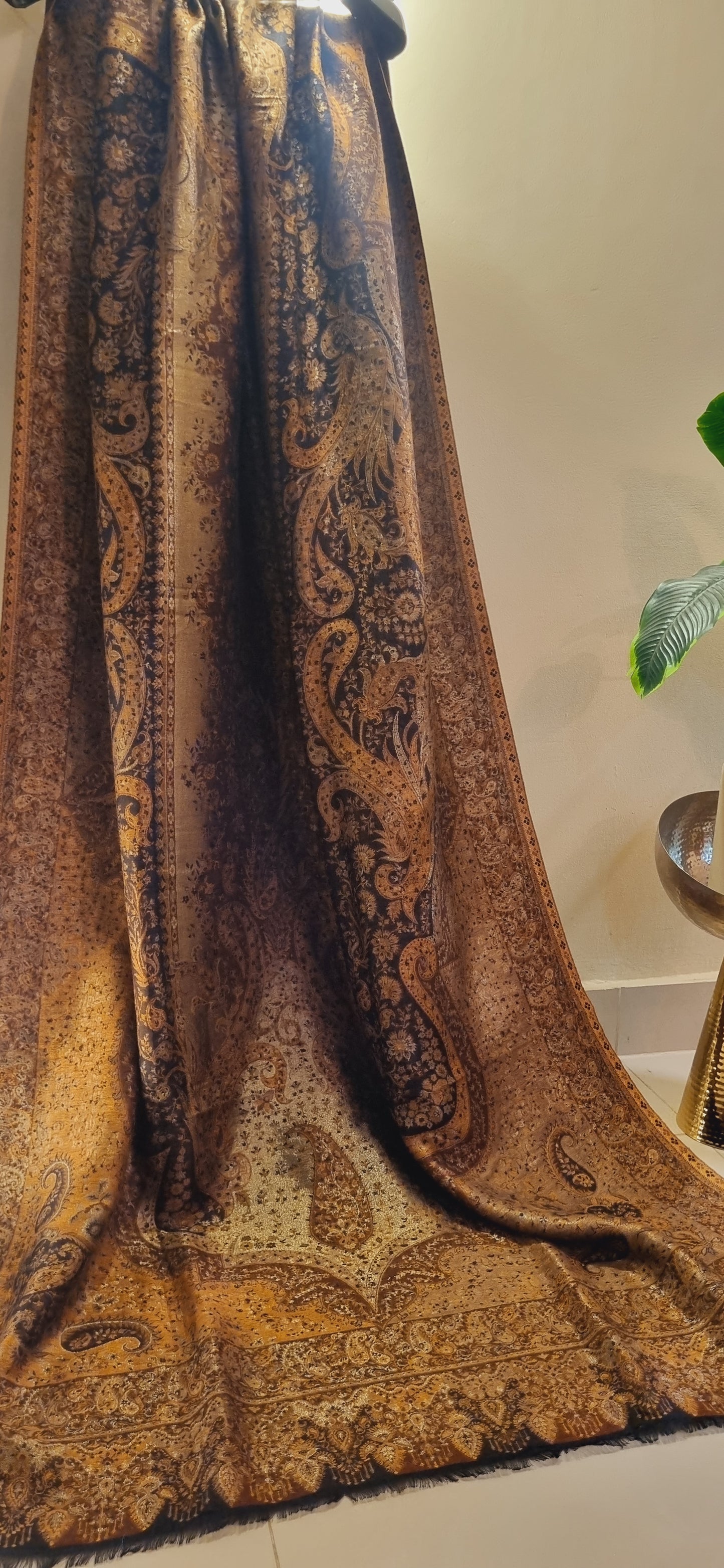 Reversible moonlight gandhara kaani shawl
