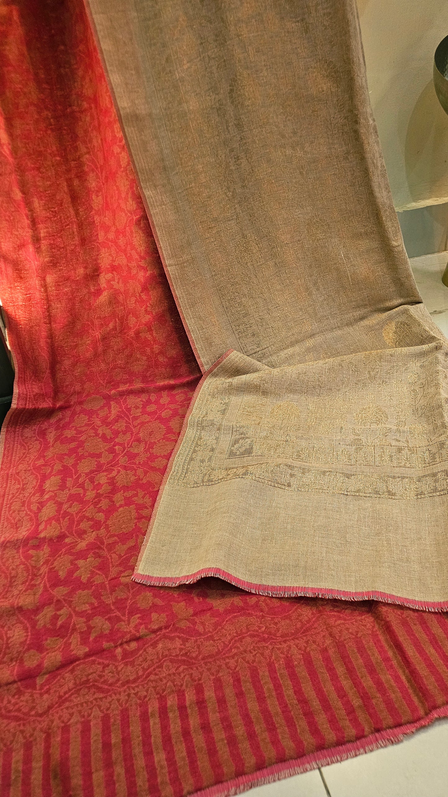 Reversible moonlight kaani: Pashmina