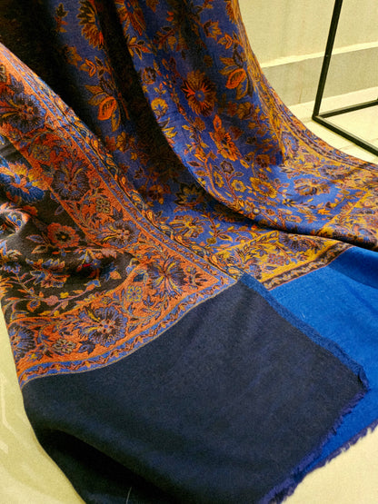Reversible toosh kaani shawl