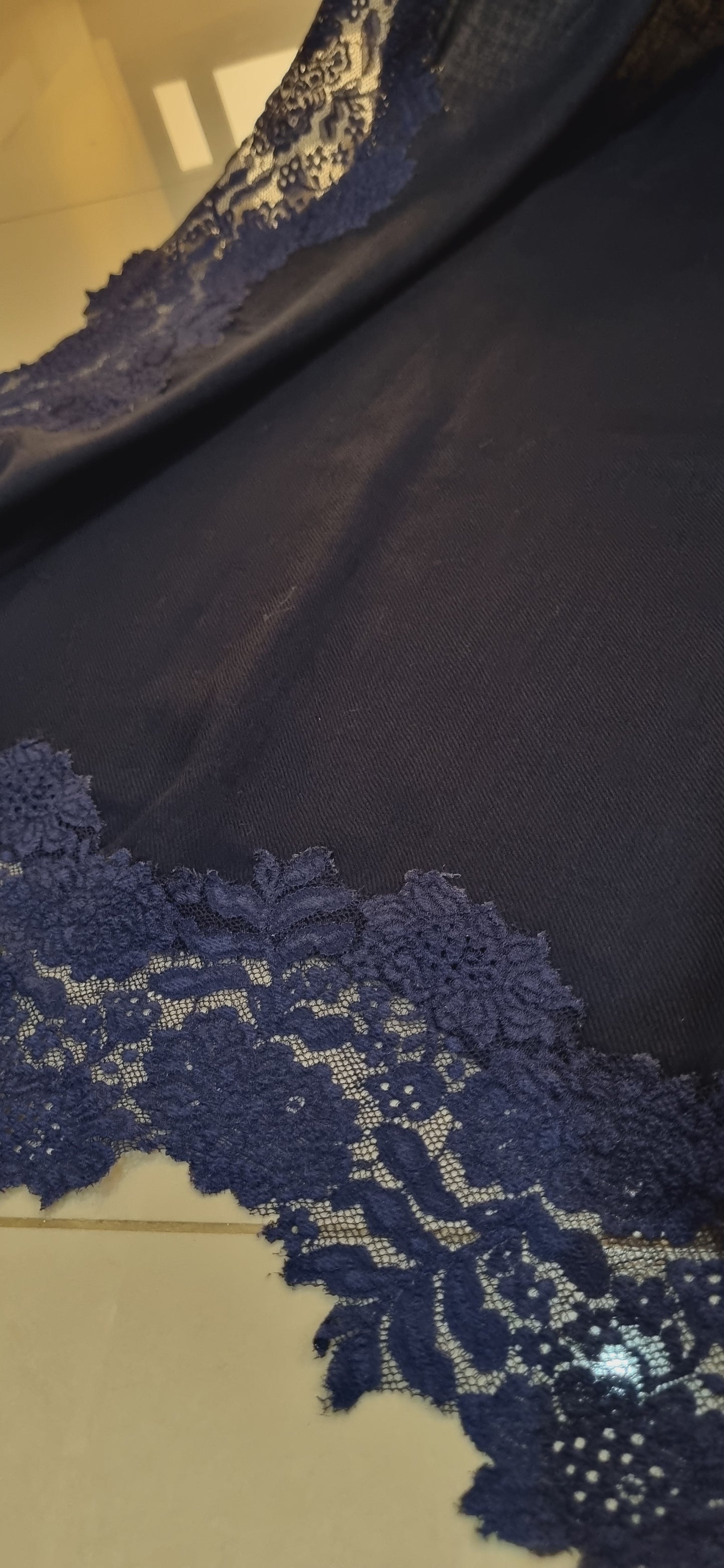 Pashmina chantilly shawl