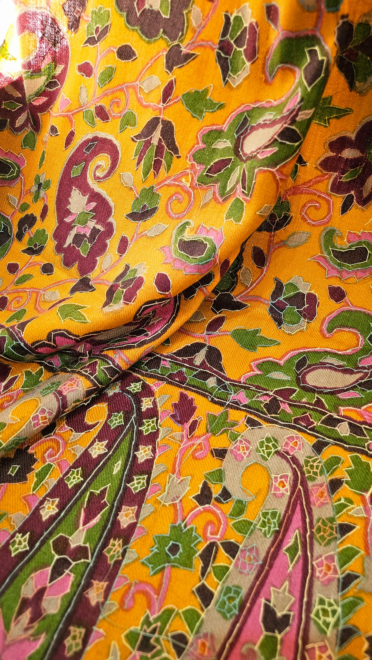 Kalamkar embroidered: Pashmina