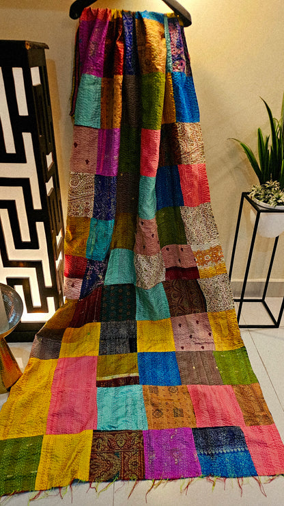 Rilli embroidered duapta