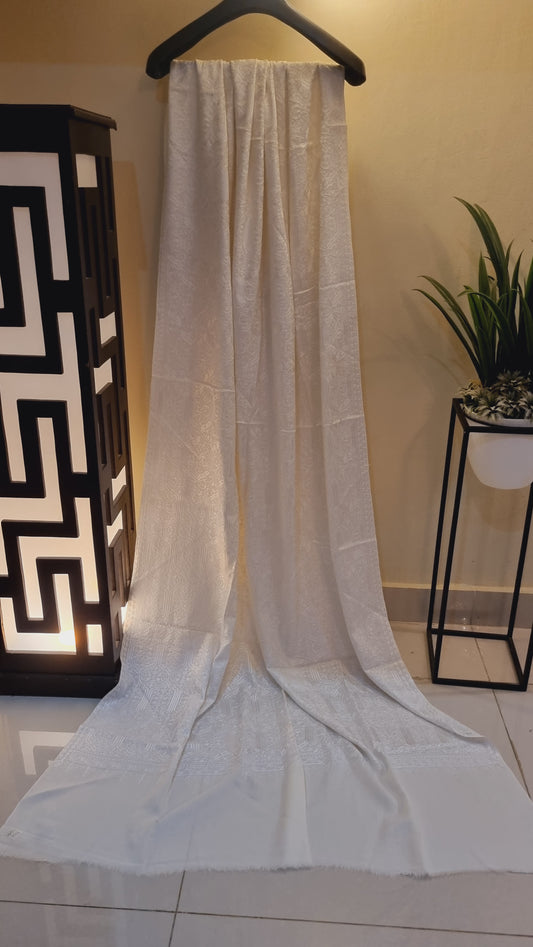 Pashmina shawl embroidered