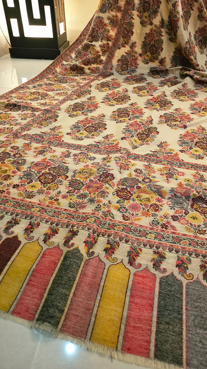 Kaani shawl: woollen pashmina