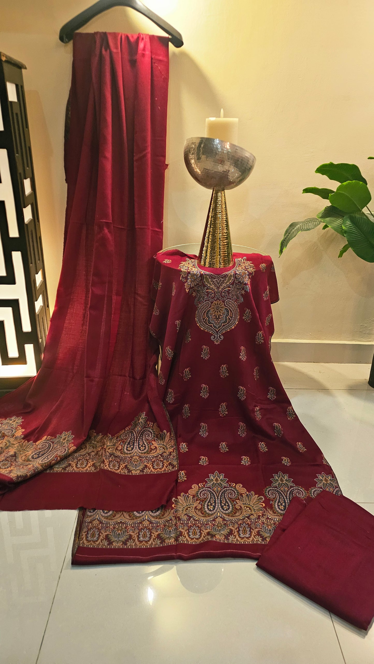 Kaani suit: Pashmina