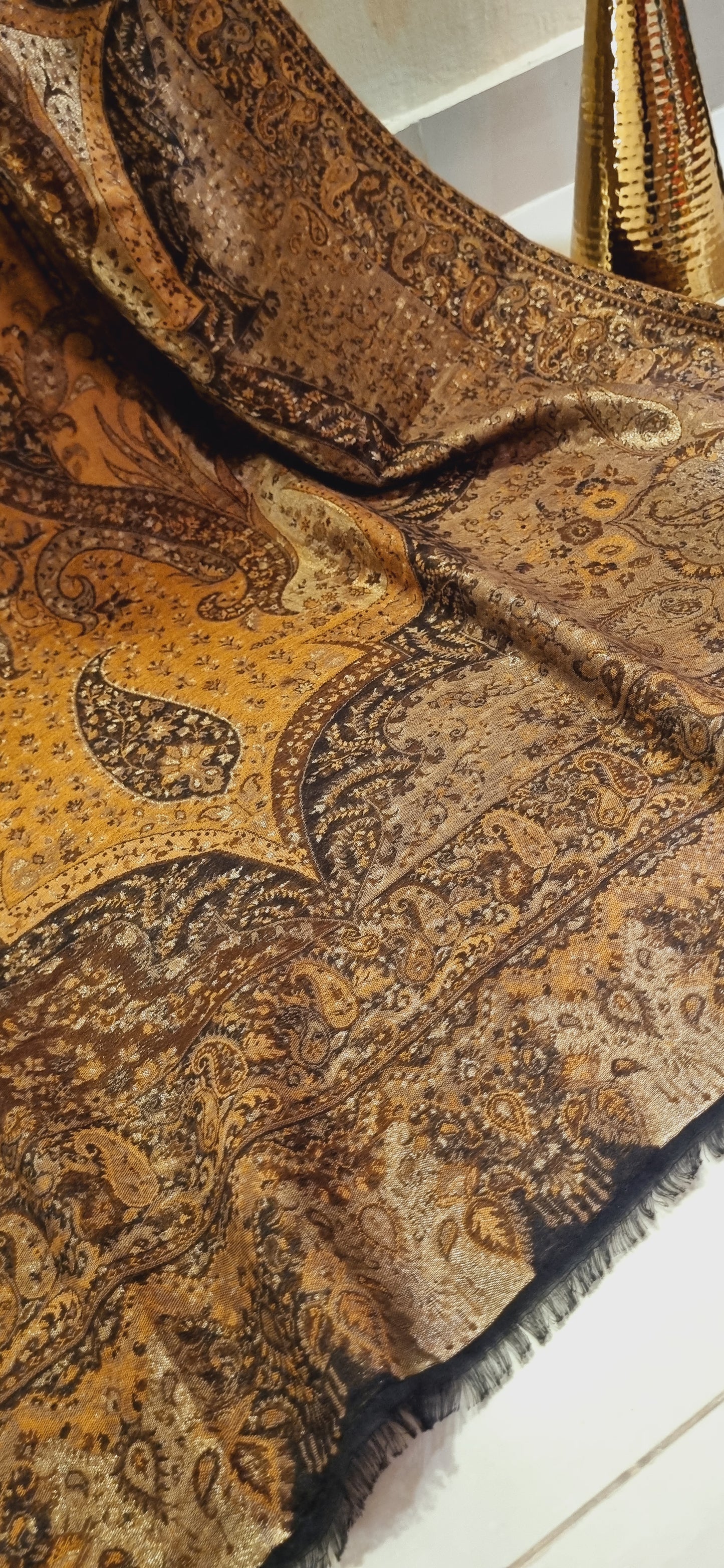 Reversible moonlight gandhara kaani shawl